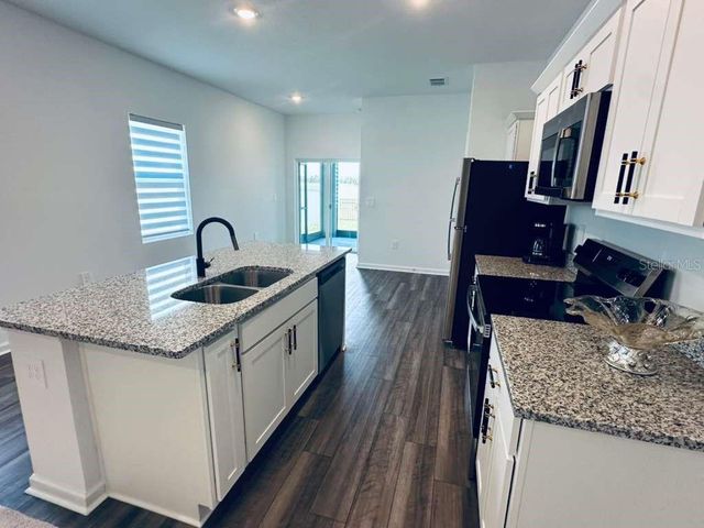 10473 CURVING CREEK LOOP, Parrish, FL 34219