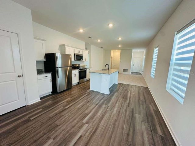 10473 CURVING CREEK LOOP, Parrish, FL 34219