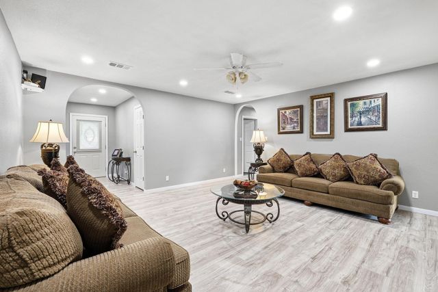 2601 Arapaho Cove, Denison, TX 75020