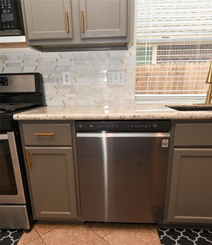 1319 W Welsford Drive, Spring, TX 77386
