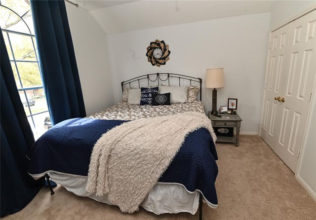 1319 W Welsford Drive, Spring, TX 77386
