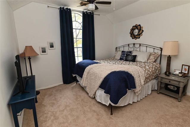 1319 W Welsford Drive, Spring, TX 77386