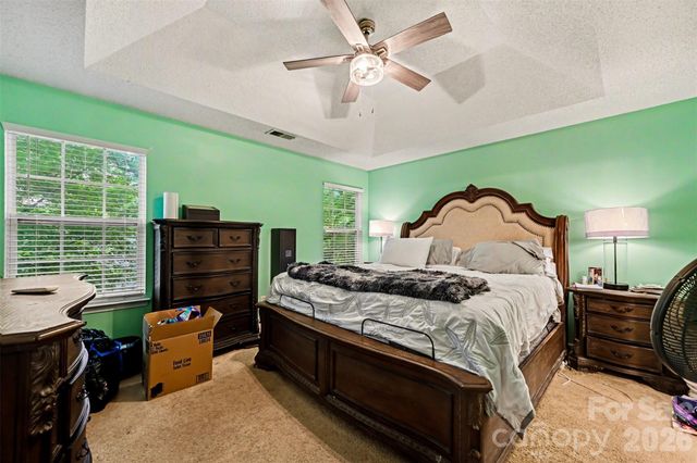 5846 Hewitt Drive, Charlotte, NC 28269