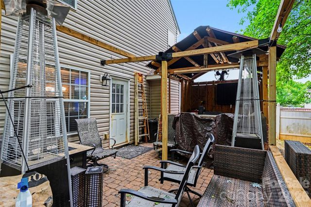 5846 Hewitt Drive, Charlotte, NC 28269