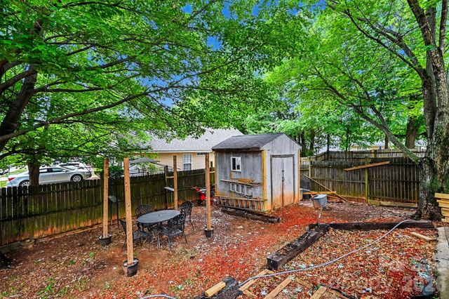5846 Hewitt Drive, Charlotte, NC 28269