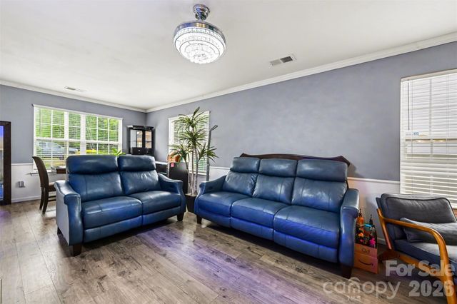 5846 Hewitt Drive, Charlotte, NC 28269