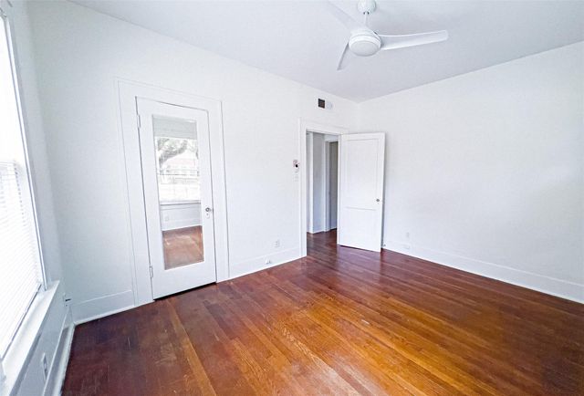 1609 Kipling Street, Houston, TX 77006