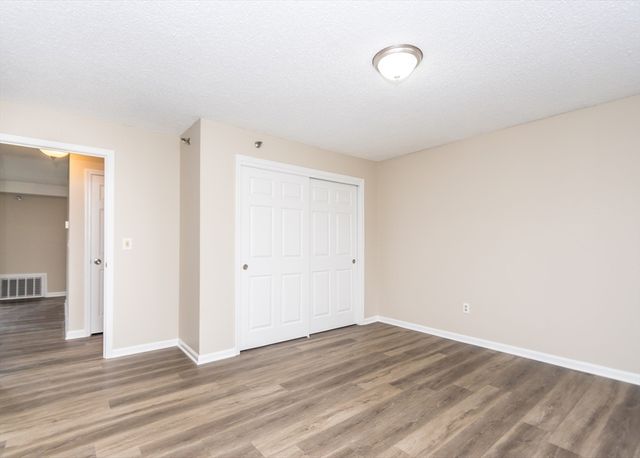 84 Tennis Plaza Road 1, Dracut, MA 01826