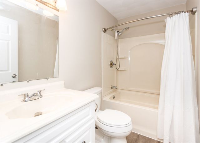 84 Tennis Plaza Road 1, Dracut, MA 01826