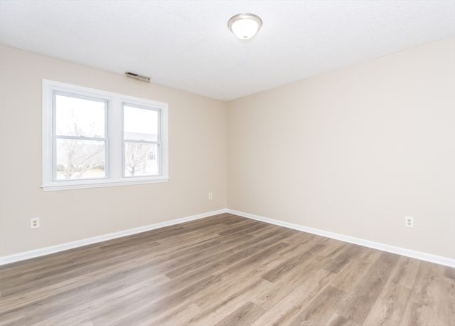 84 Tennis Plaza Road 1, Dracut, MA 01826