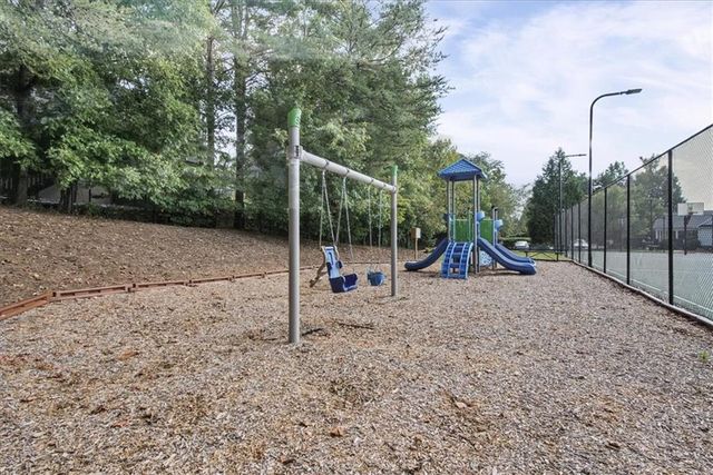 1323 Brookmere Way, Cumming, GA 30040