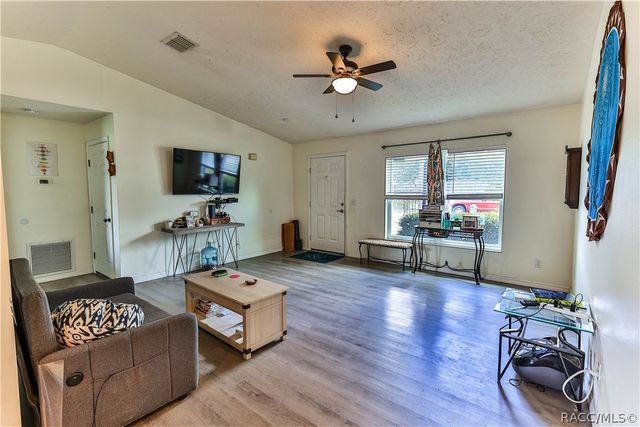 6551 W PELICAN Lane, Homosassa, FL 34448