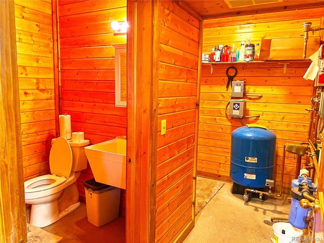 4613 County Road 160, Westcliffe, CO 81252