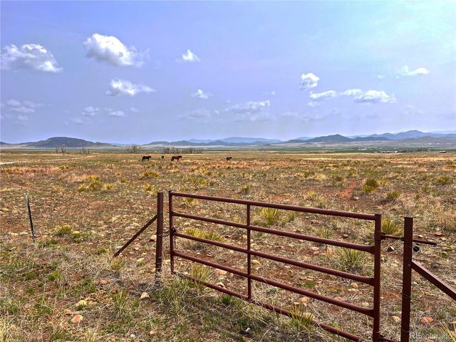 4613 County Road 160, Westcliffe, CO 81252