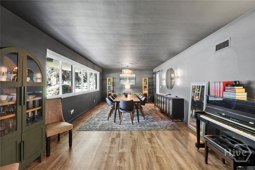 Image 46 of property listing at 1521 Forsyth Road, Savannah, GA 31406