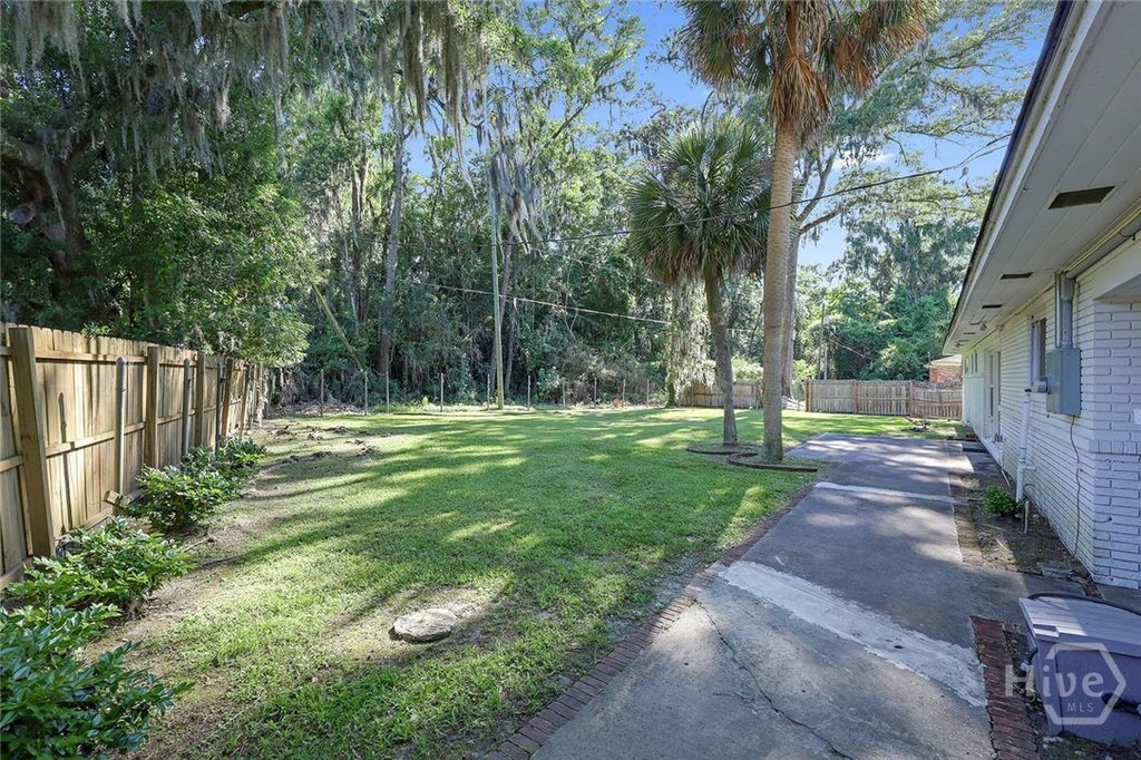 Image 50 of property listing at 1521 Forsyth Road, Savannah, GA 31406