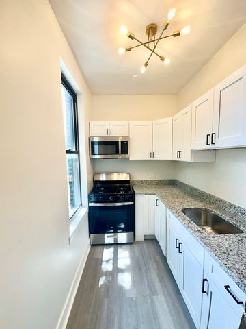 3008 W 23rd Street 3R, Chicago, IL 60623