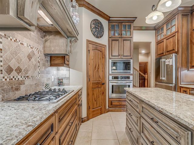 700 Newport Bridge Drive, Edmond, OK 73034