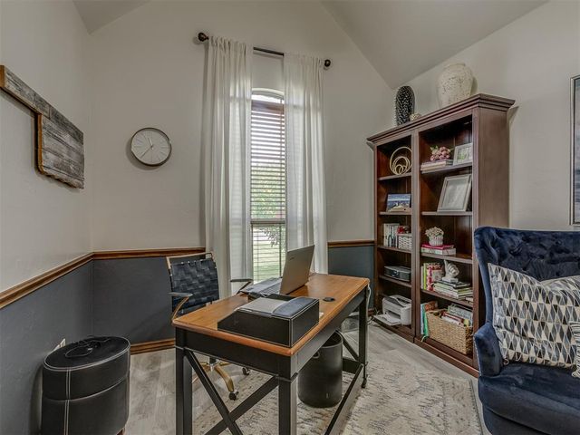 700 Newport Bridge Drive, Edmond, OK 73034