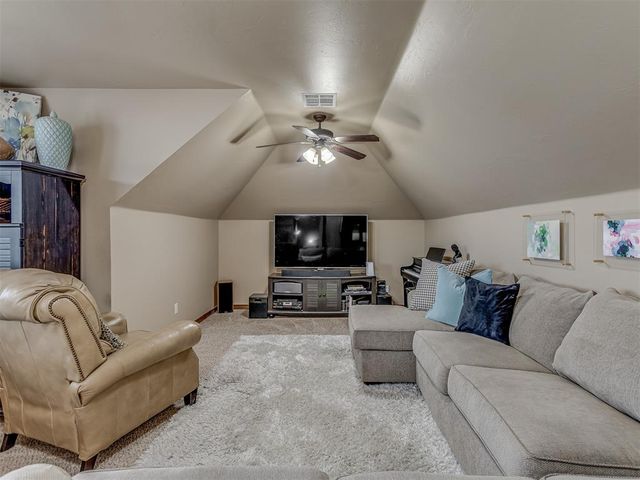 700 Newport Bridge Drive, Edmond, OK 73034