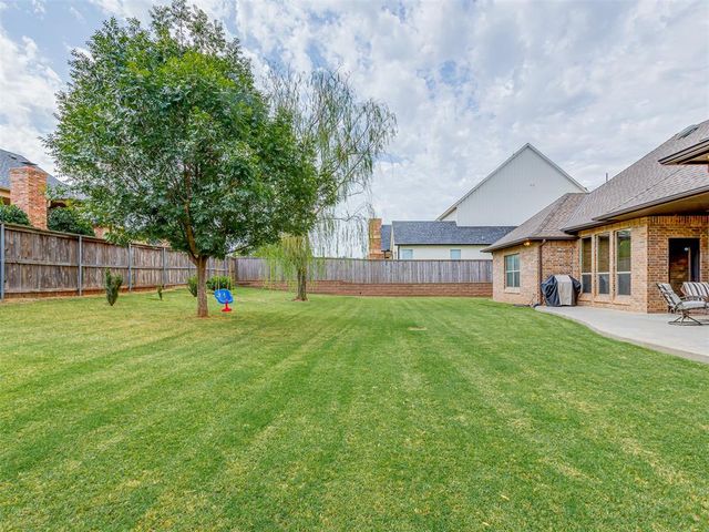 700 Newport Bridge Drive, Edmond, OK 73034