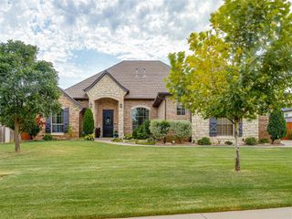 700 Newport Bridge Drive, Edmond, OK 73034