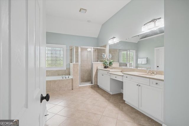 475 Trowgate Lane, Atlanta, GA 30350