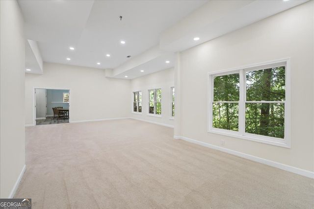 475 Trowgate Lane, Atlanta, GA 30350