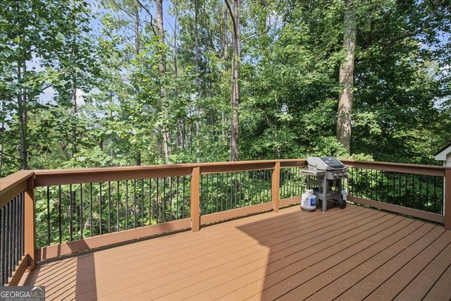 475 Trowgate Lane, Atlanta, GA 30350