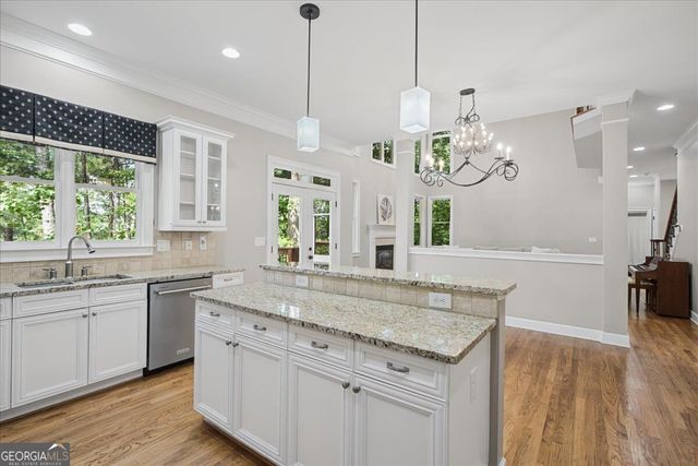 475 Trowgate Lane, Atlanta, GA 30350