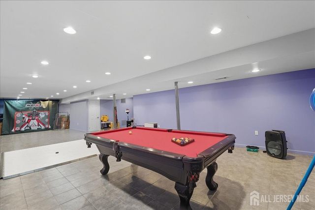 35 Hartlander Street, East Brunswick, NJ 08816