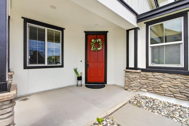 3692 Folsom Ct, West Sacramento, CA 95691