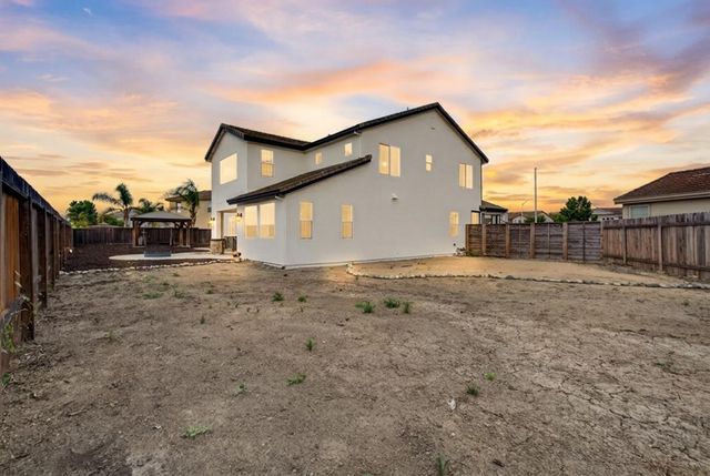 3692 Folsom Ct, West Sacramento, CA 95691