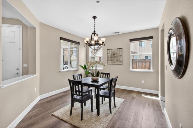 3692 Folsom Ct, West Sacramento, CA 95691
