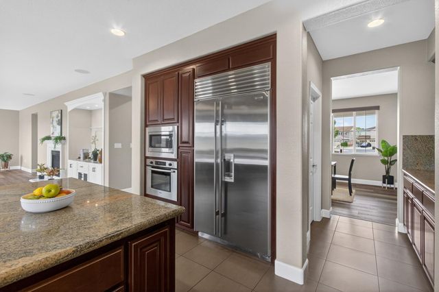 3692 Folsom Ct, West Sacramento, CA 95691