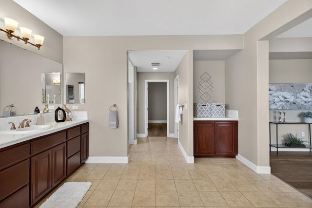 3692 Folsom Ct, West Sacramento, CA 95691