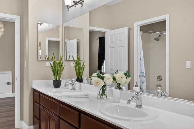 3692 Folsom Ct, West Sacramento, CA 95691