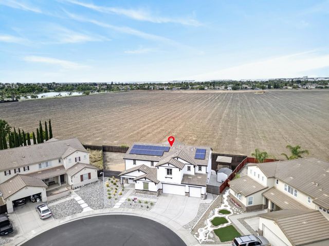 3692 Folsom Ct, West Sacramento, CA 95691