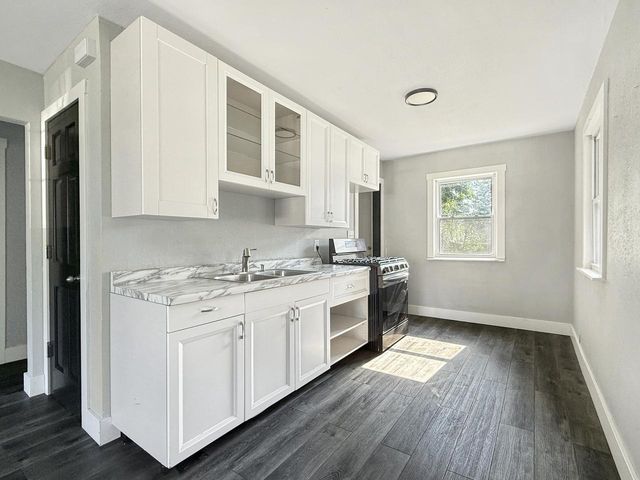 4616 N 30th STREET, Milwaukee, WI 53209