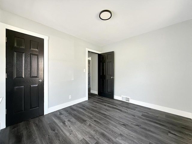 4616 N 30th STREET, Milwaukee, WI 53209