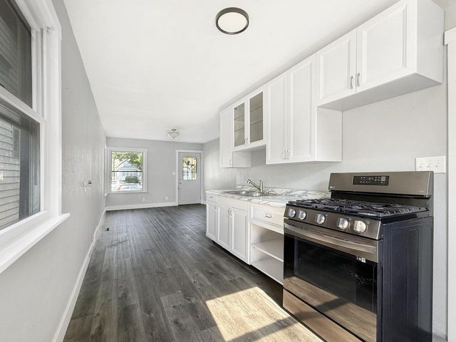 4616 N 30th STREET, Milwaukee, WI 53209