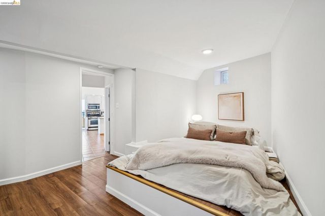 1925 1925 Manzanita Dr, Oakland, CA 94611