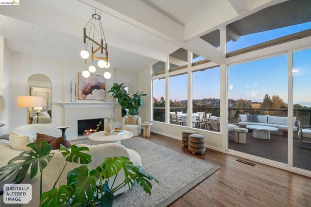 1925 1925 Manzanita Dr, Oakland, CA 94611