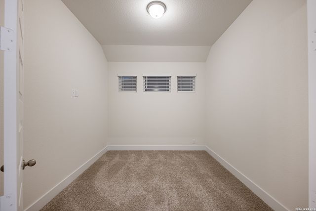 116 Highland Park, Castroville, TX 78009