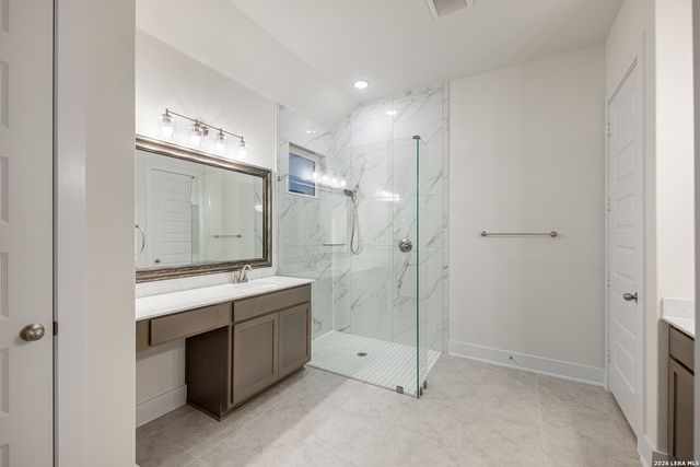 116 Highland Park, Castroville, TX 78009