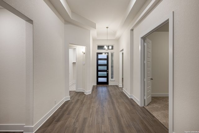 116 Highland Park, Castroville, TX 78009