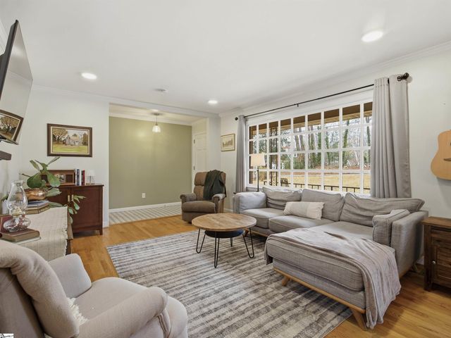 1064 Riverview Drive, Spartanburg, SC 29307