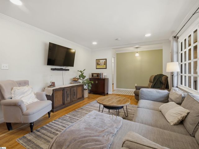 1064 Riverview Drive, Spartanburg, SC 29307