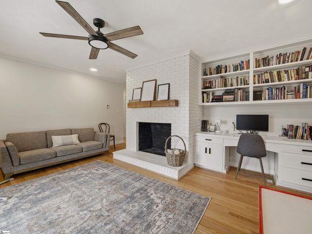 1064 Riverview Drive, Spartanburg, SC 29307