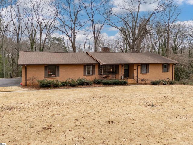 1064 Riverview Drive, Spartanburg, SC 29307